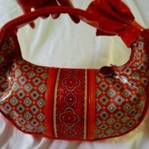 Vera Bradley - Frill Paprika Collection